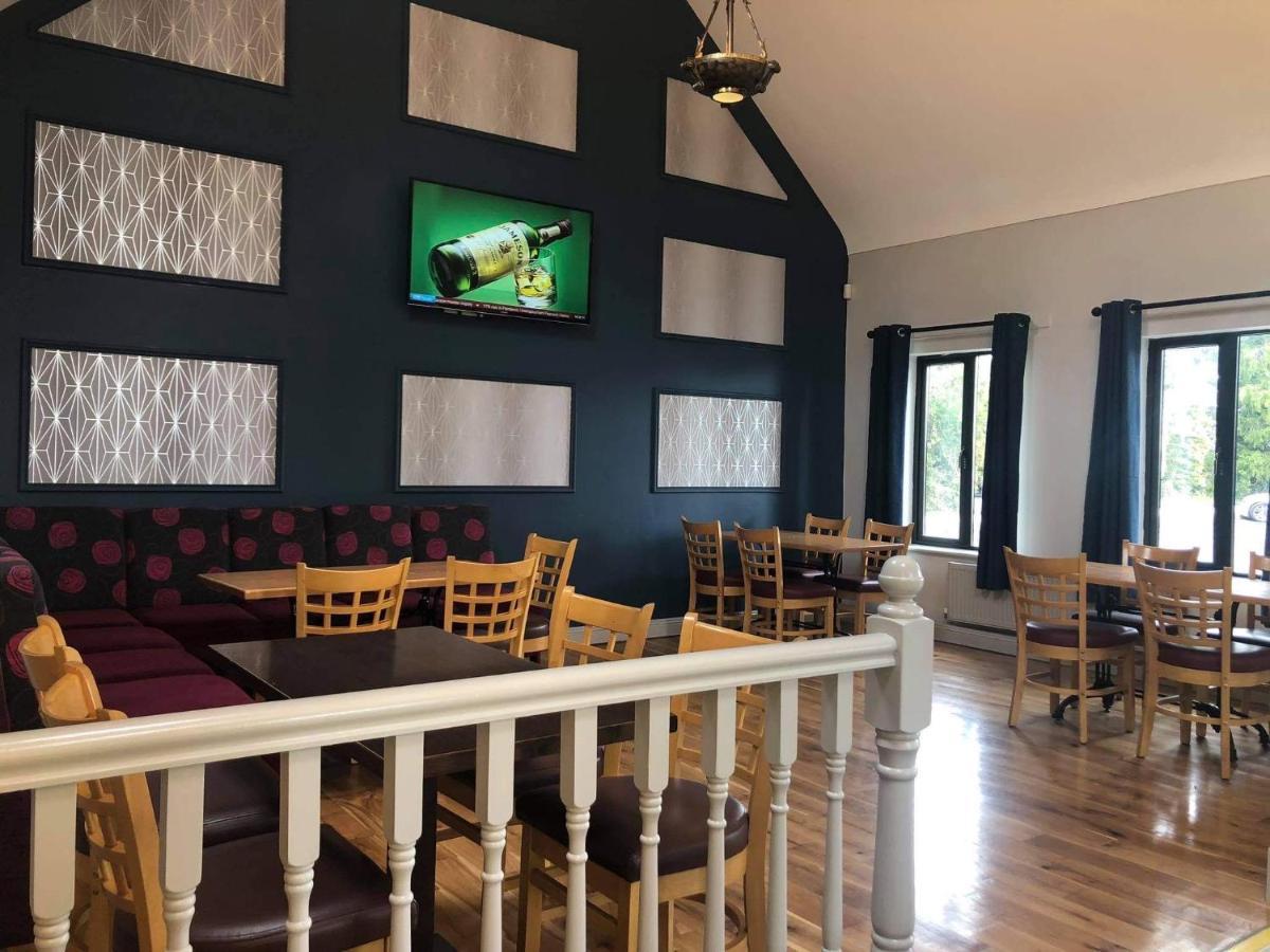 Balreask Bar, Restaurant & Guest Accommodation Наван Екстер'єр фото